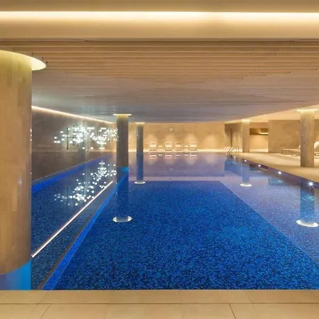 Tangla Brussels Hotel 5*